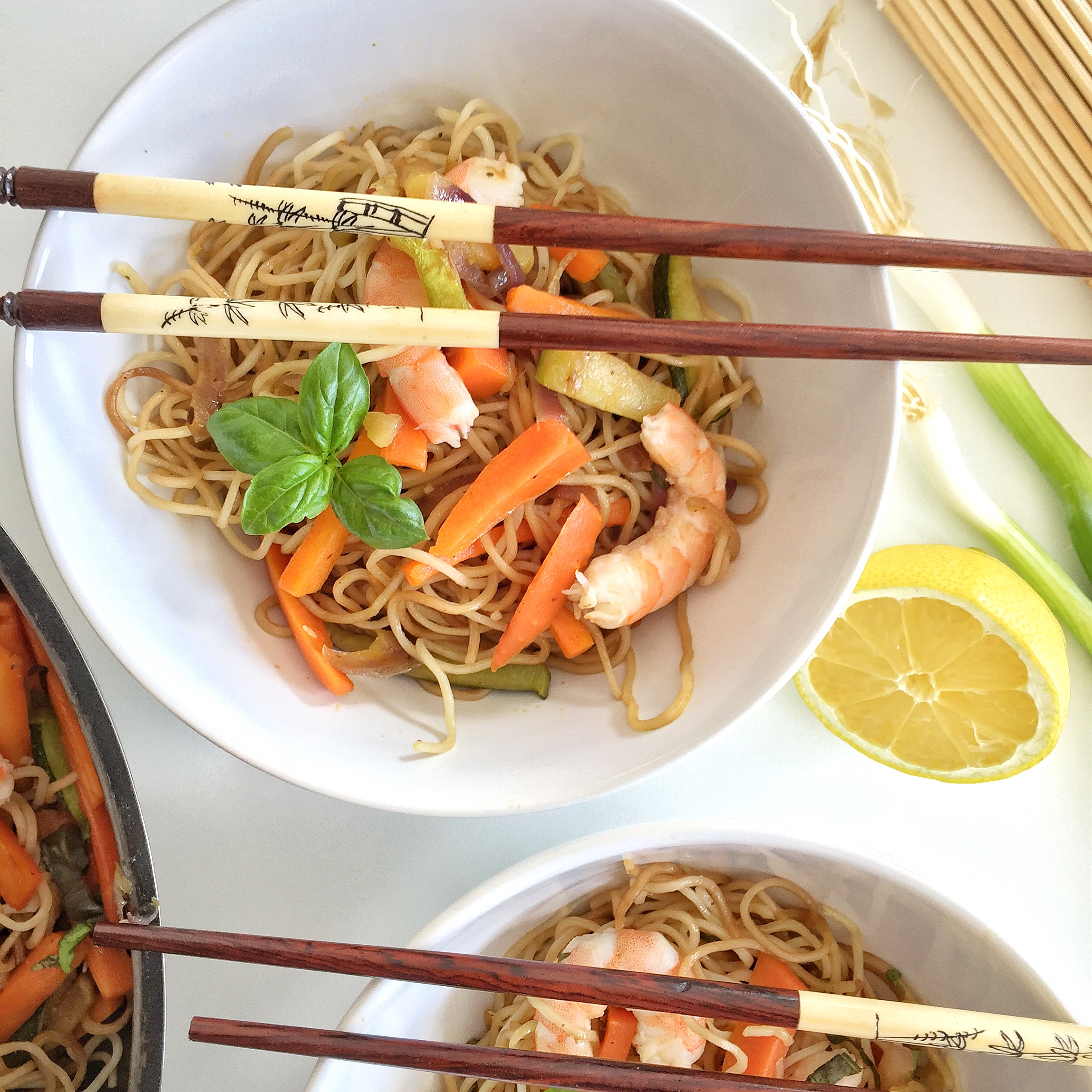 Nouilles sautées aux crevettes